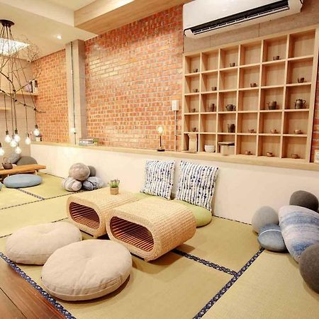 Bird Series B&B&Hostel複合式民宿#本國旅客須先匯款 Tainan Eksteriør bilde