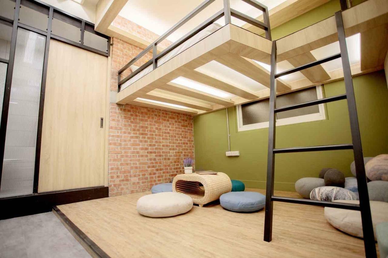 Bird Series B&B&Hostel複合式民宿#本國旅客須先匯款 Tainan Eksteriør bilde