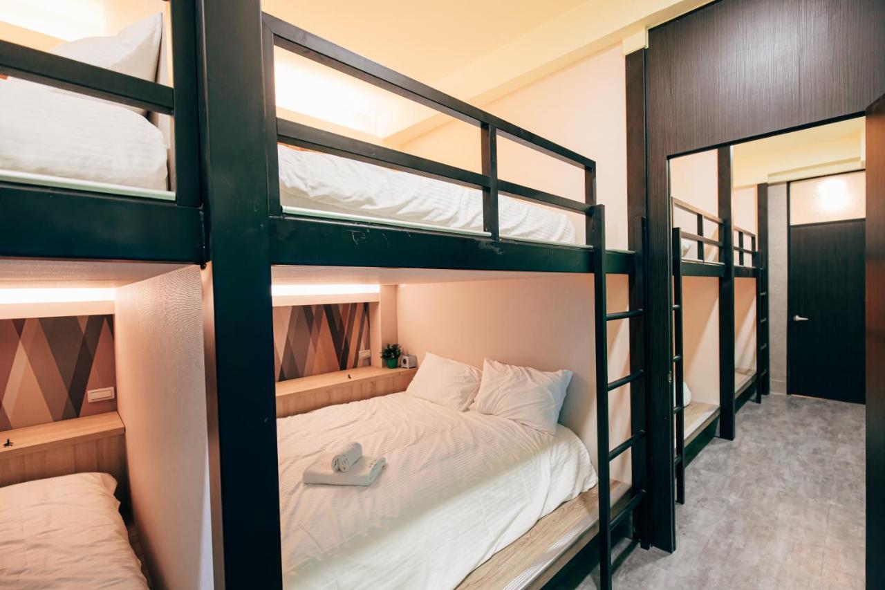 Bird Series B&B&Hostel複合式民宿#本國旅客須先匯款 Tainan Eksteriør bilde