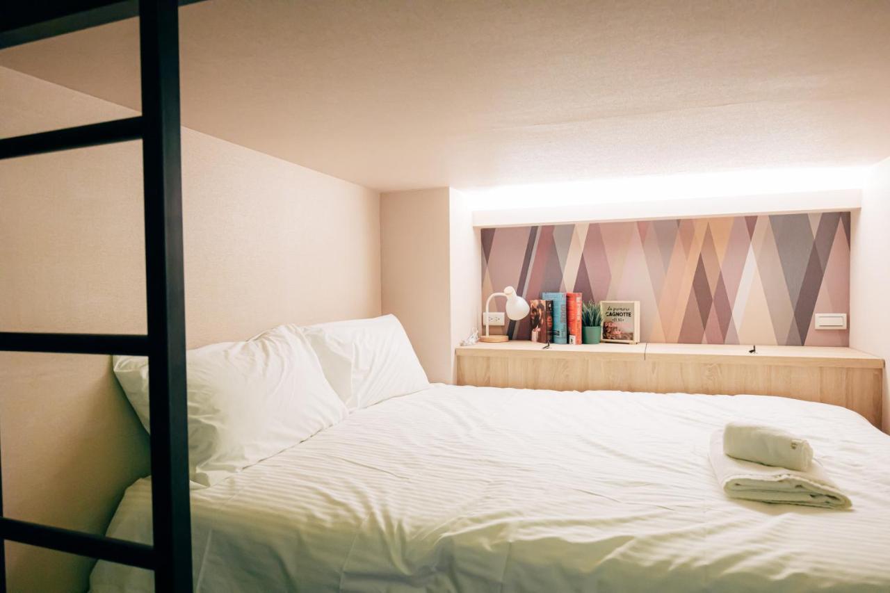 Bird Series B&B&Hostel複合式民宿#本國旅客須先匯款 Tainan Eksteriør bilde